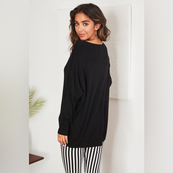 (2207-SUP-BLK) SUPERIOR LOGO V-NECK L/S KNIT SWEATER - Picture 3 of 4